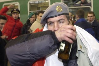 Janovice nikdy více... Povinná vojna před 20 lety skončila, vrátí se kvůli novým válkám? - Seznam Zprávy